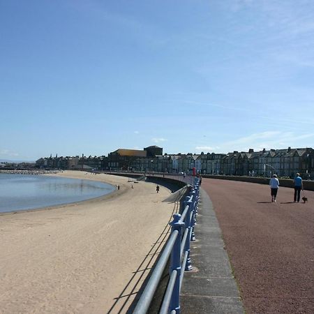 The Pleasure House Acomodação com café da manhã Morecambe Exterior foto